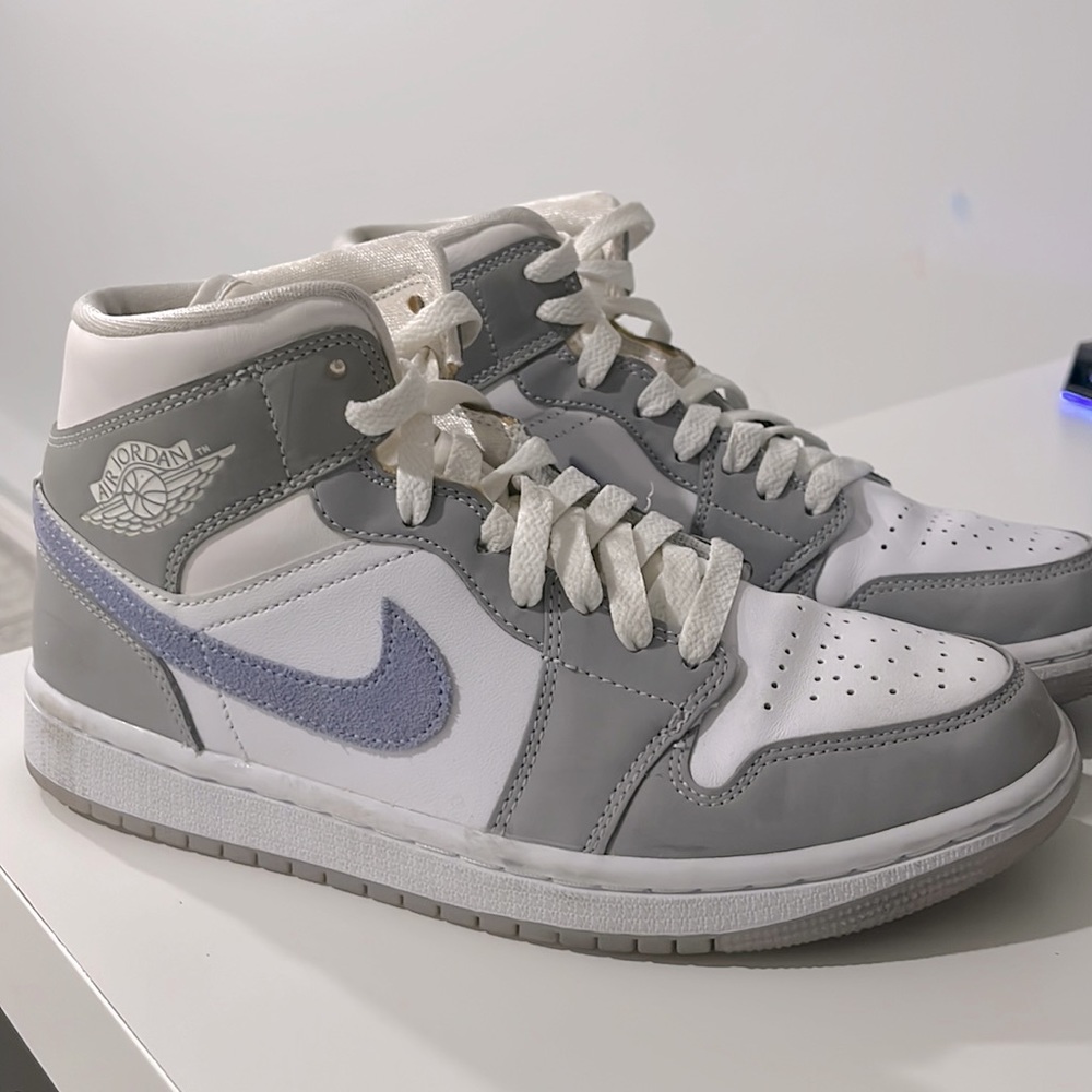 Air Jordan 1 Mid “Grey Blue” sneakers